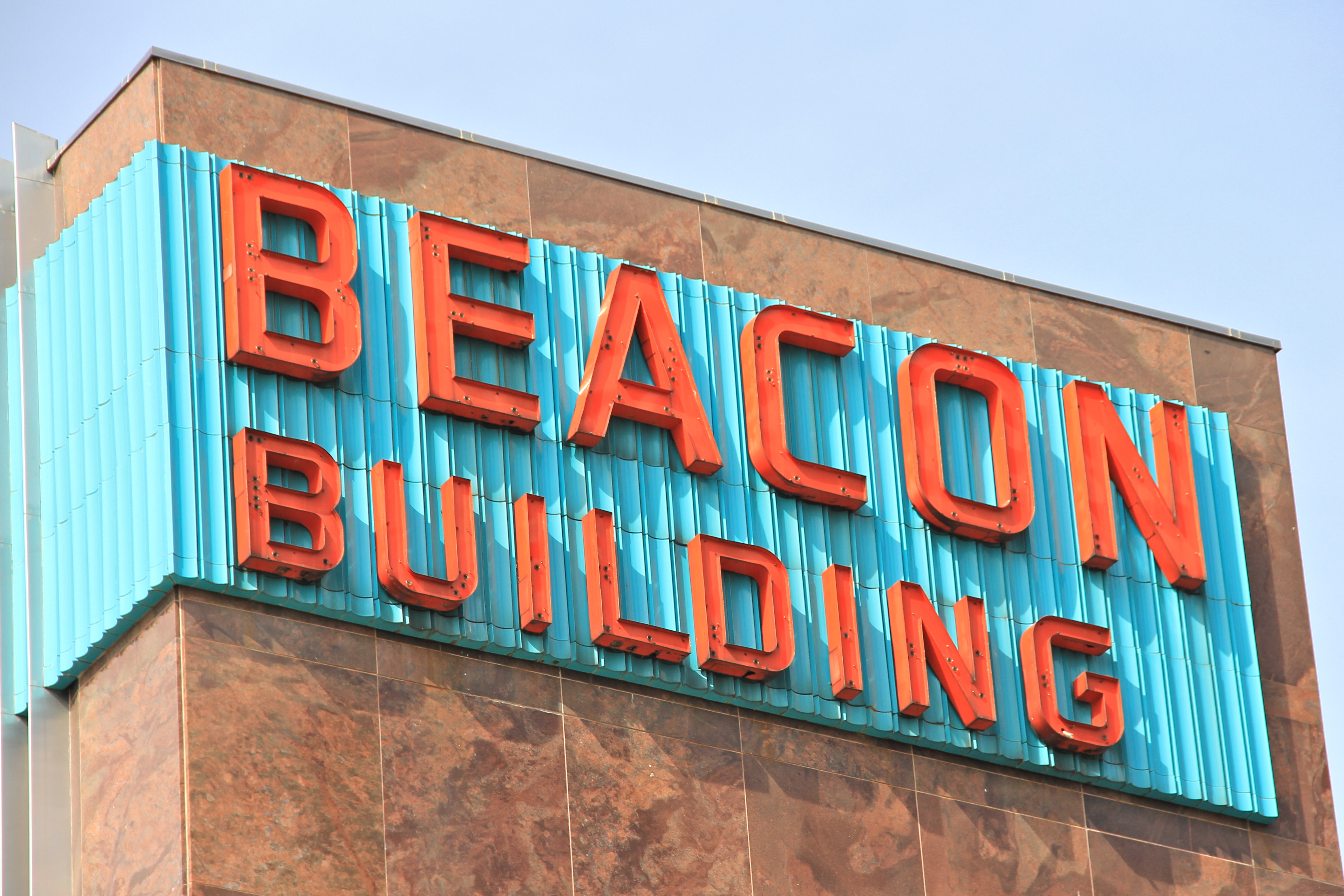 beacon building spring in columbus | girl about columbus