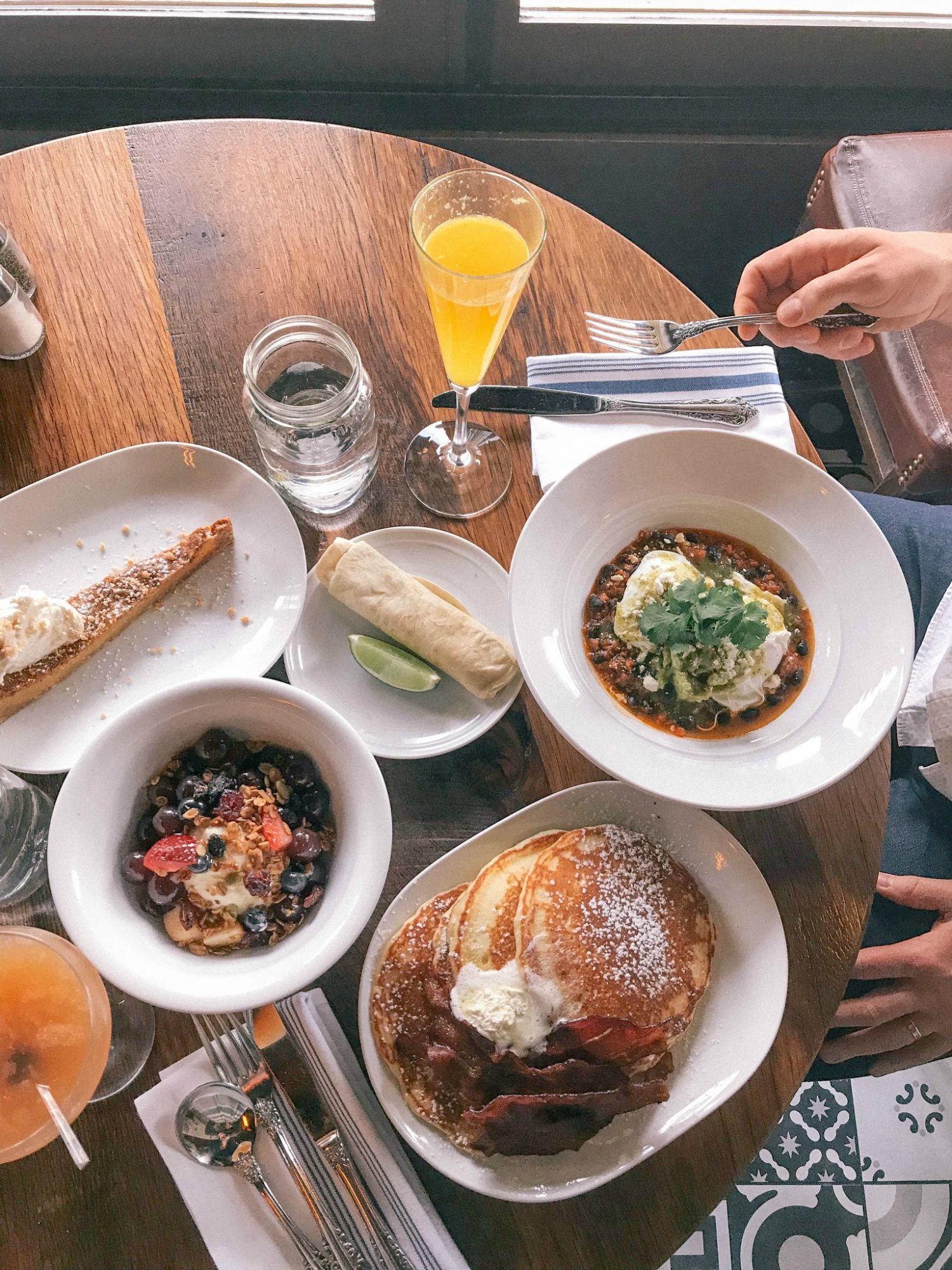 where-to-brunch-in-columbus-the-pearl