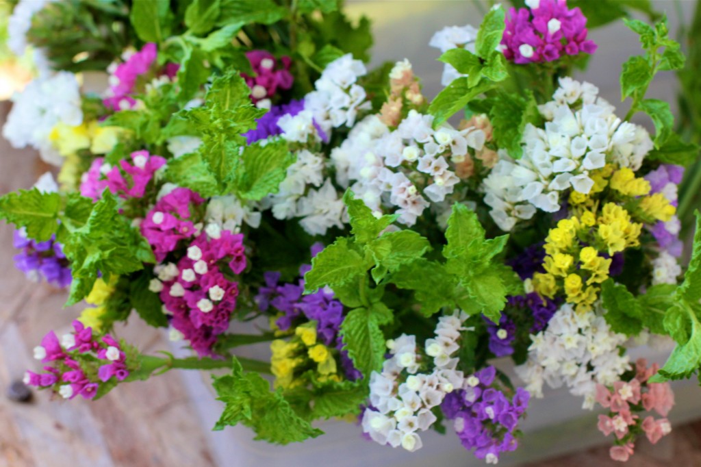 flowers-worthington-farmers-market-ohio