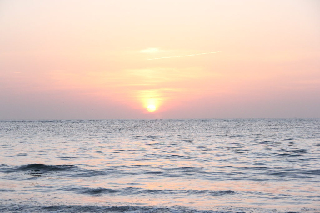 folly-beach-sunrise