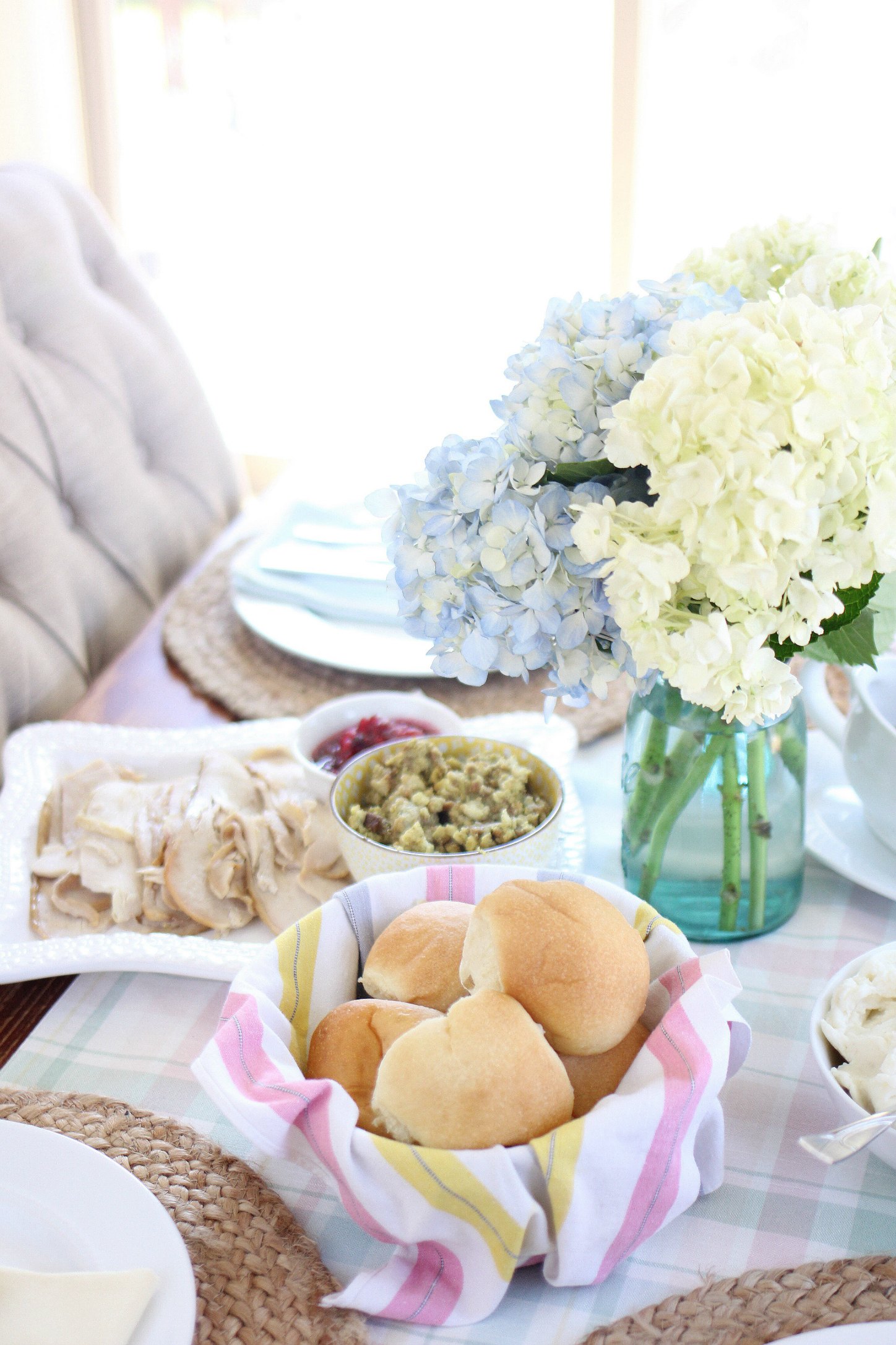 spring tablescape idea