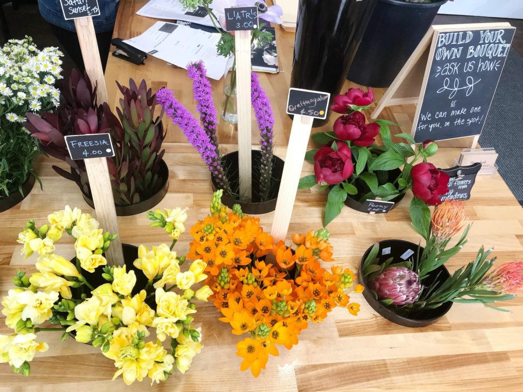 three buds flower market german village