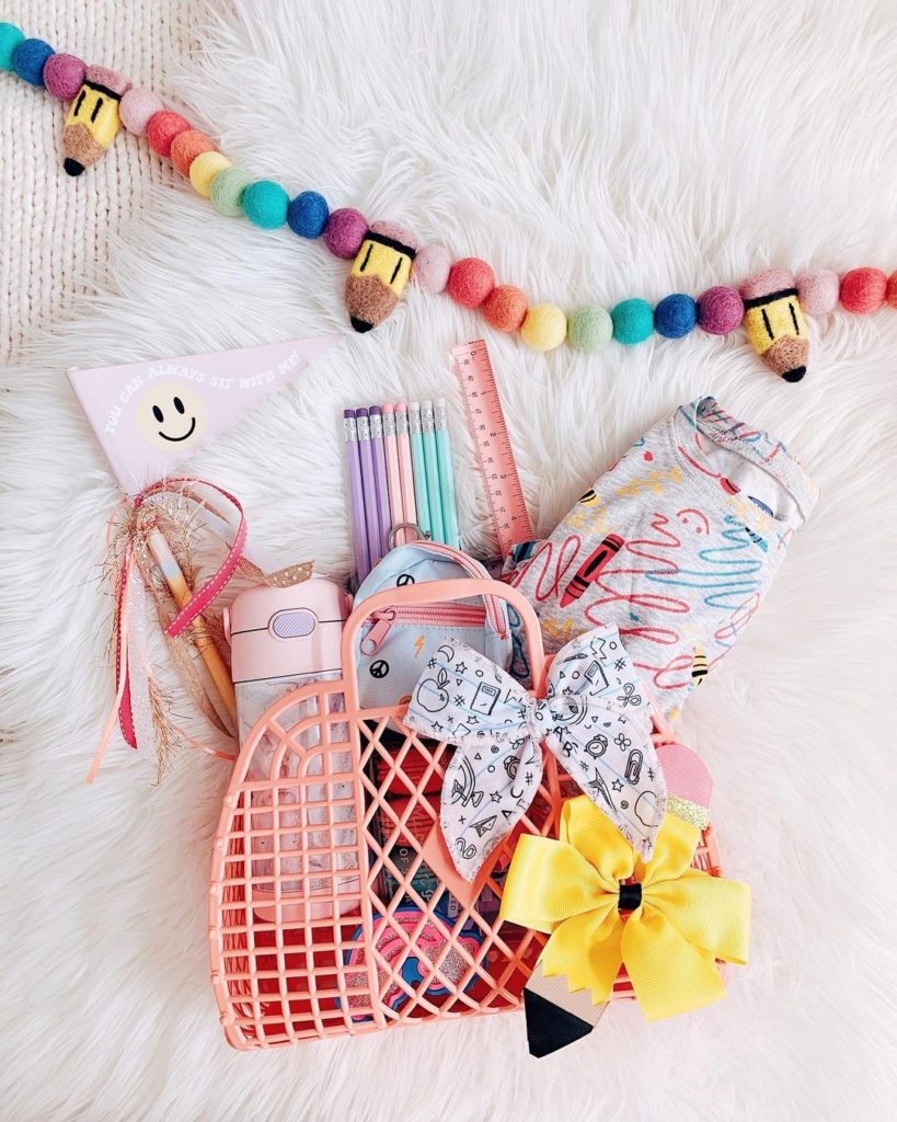 30 Holiday Gift Ideas for Any Mom - amanda hamman - let's make something  pretty!