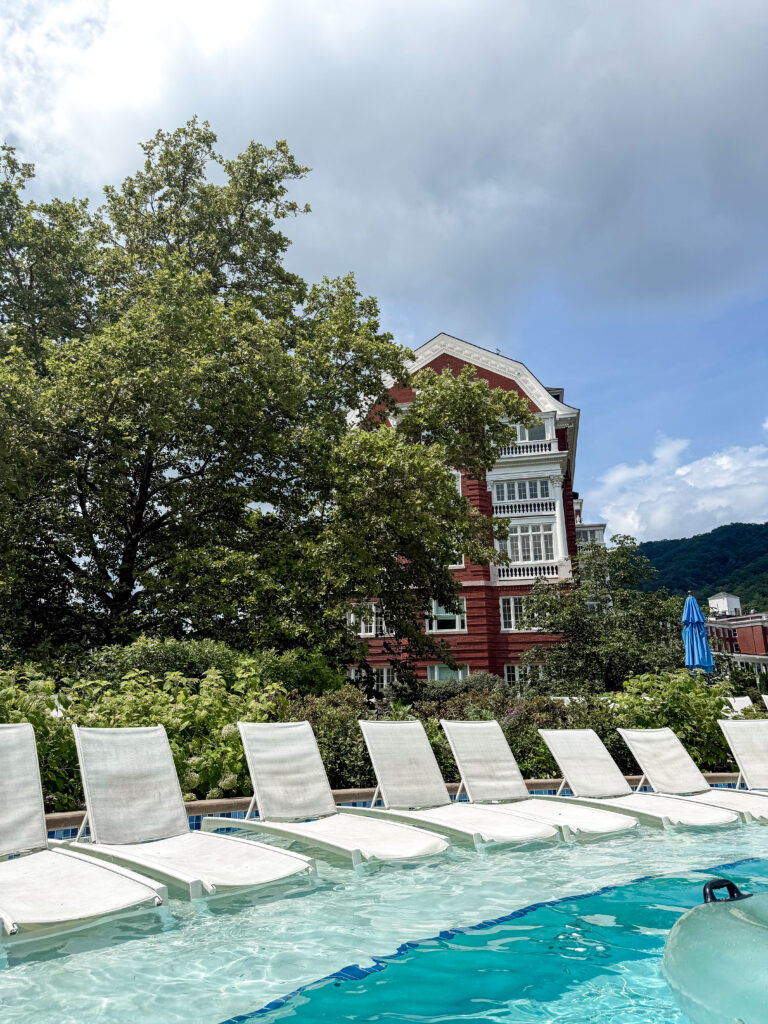 Omni Homestead family vacation outdoor pool